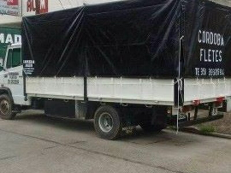 Camión de 20 m³ de Córdoba Fletes (foto 2 de 2)