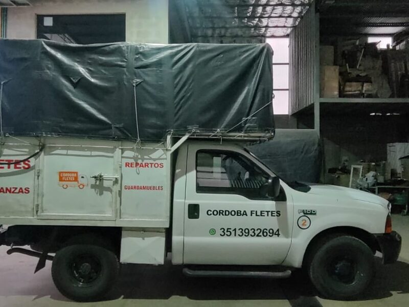 Camioneta de 10 m³ de Córdoba Fletes (foto 3 de 4)
